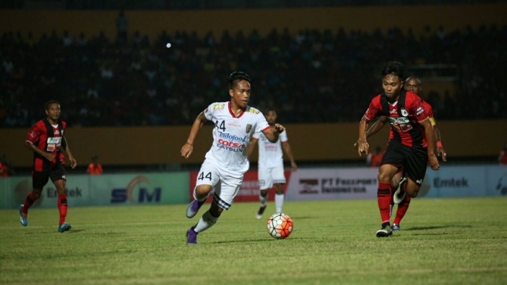 GEDE SUKADANA DOAKAN BALI UNITED BAWA PULANG POIN DARI BANDUNG