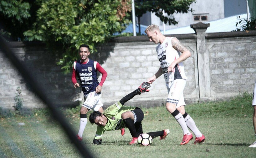 jelang-hadapi-perseru-serui