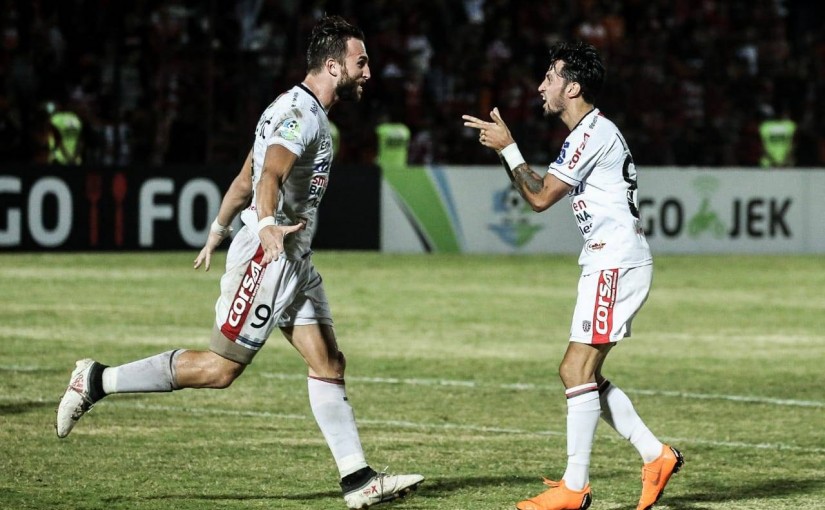 luar-biasa-gol-melvin